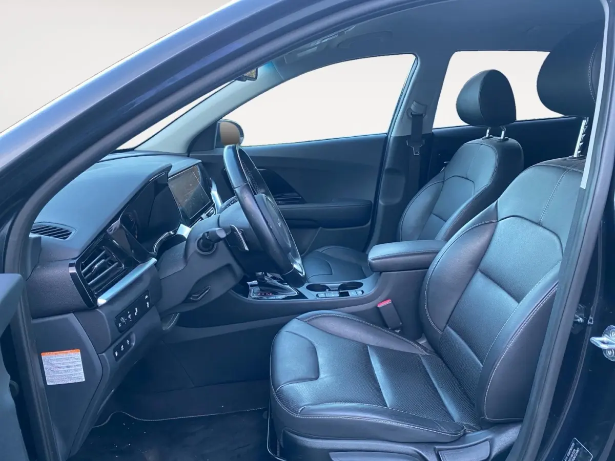1.6 GDi PHEV DynamicPlusLine | Climate control | Leder | Stoel,- en stuurverwarming | Keyless | Navigatie | Dodehoek detectie | 16 inch LM-velgen | Parkeercamera |