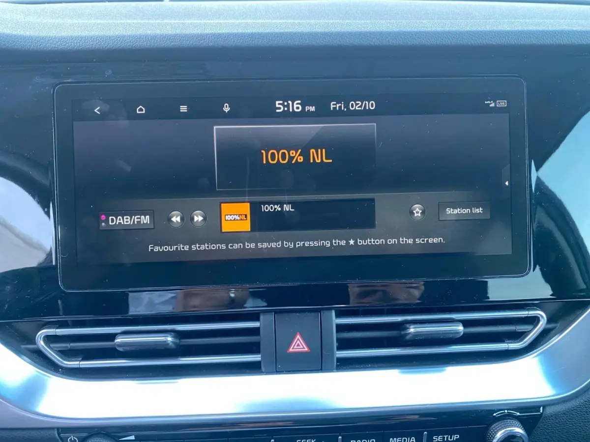 1.6 GDi PHEV DynamicPlusLine | Climate control | Leder | Stoel,- en stuurverwarming | Keyless | Navigatie | Dodehoek detectie | 16 inch LM-velgen | Parkeercamera |