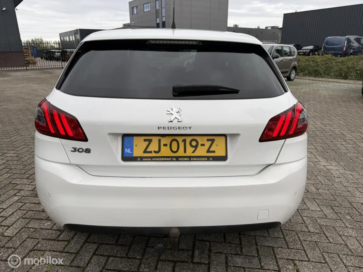 130 PK AUTOMAAT 6 MAANDEN BOVAG RIJKLAAR PRIJS