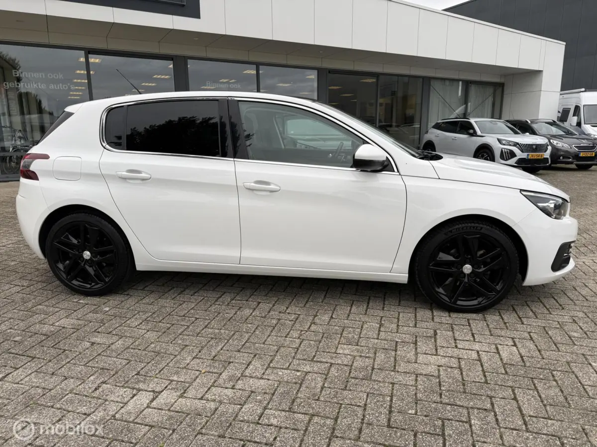 130 PK AUTOMAAT 6 MAANDEN BOVAG RIJKLAAR PRIJS