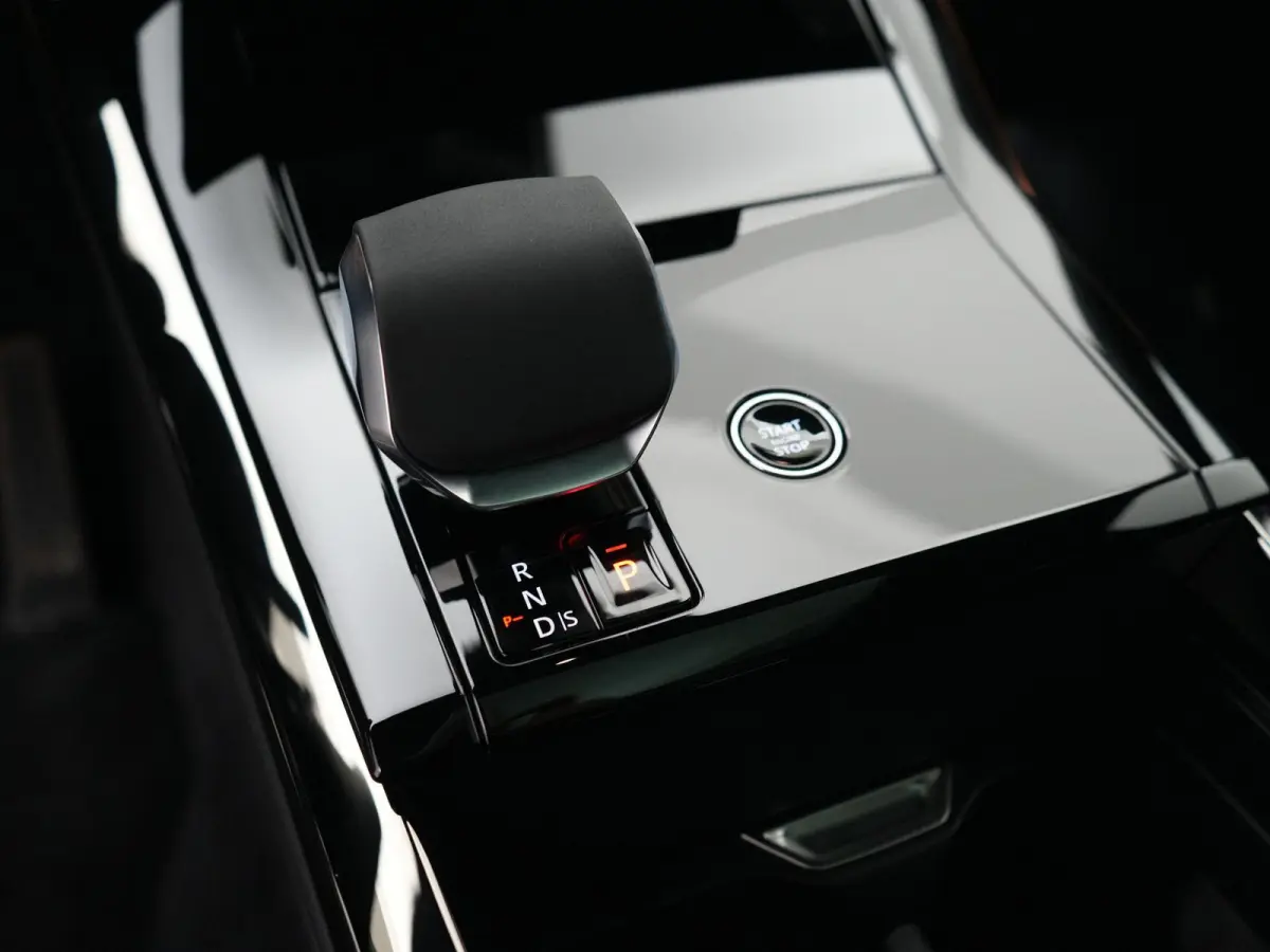 3.0 P460e Dynamic SE PHEV | Cold Climate Pack | Panoramisch schuifdak