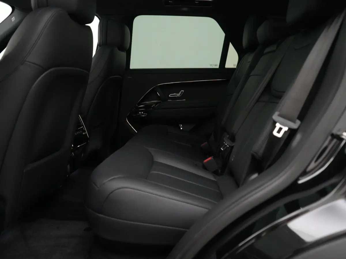 3.0 P460e Dynamic SE PHEV | Cold Climate Pack | Panoramisch schuifdak