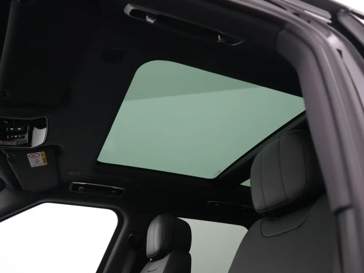 3.0 P460e Dynamic SE PHEV | Cold Climate Pack | Panoramisch schuifdak