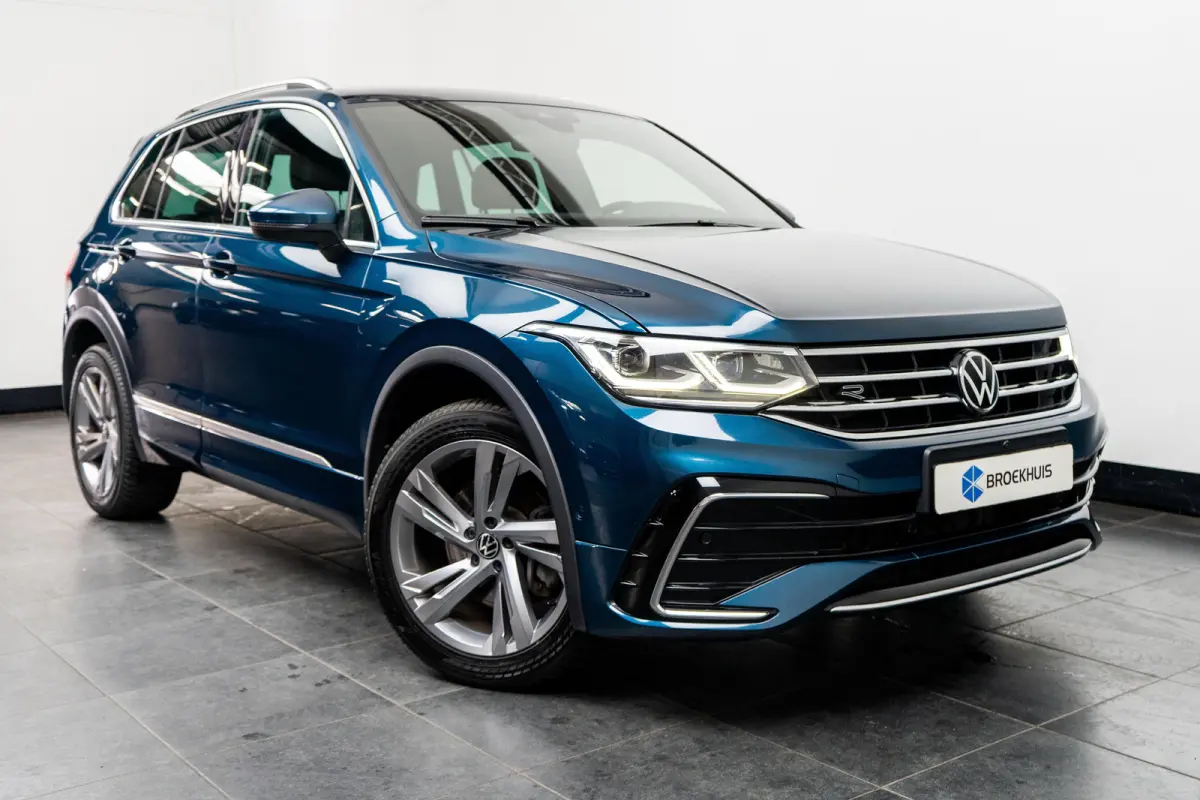 1.4 eHybrid 245 pk R-Line Business 6-DSG | Panoramadak | Rondomzicht camera | Cruise control adaptief |