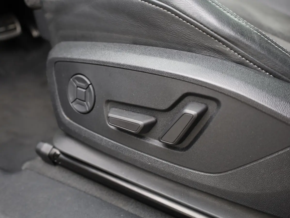 45 2x S-Line Panodak | 360° | Virtual | Keyless | Elektrische kofferklep | Matrix LED | DCC | Carplay | Elek.Stoelen |