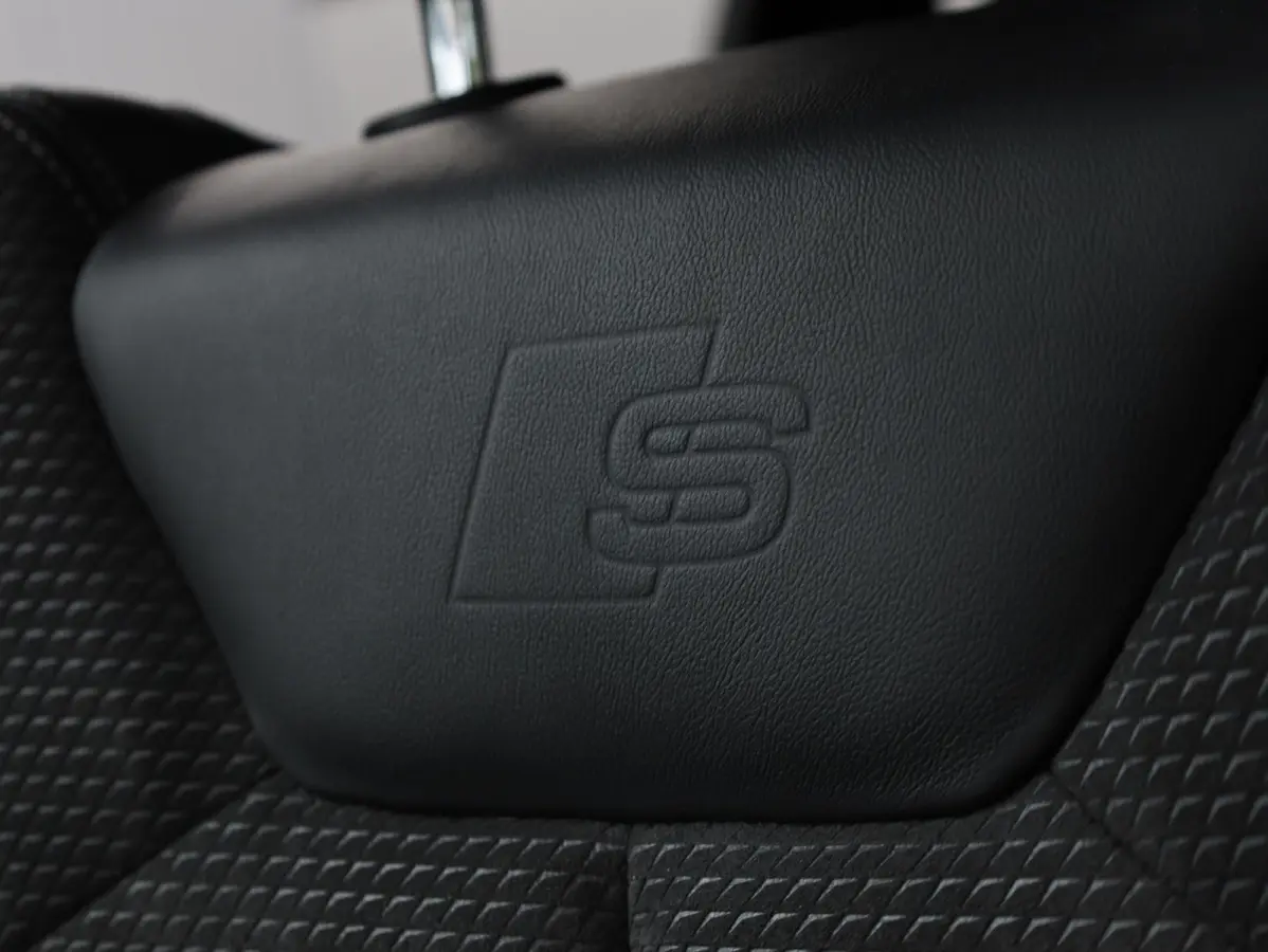 45 2x S-Line Panodak | 360° | Virtual | Keyless | Elektrische kofferklep | Matrix LED | DCC | Carplay | Elek.Stoelen |