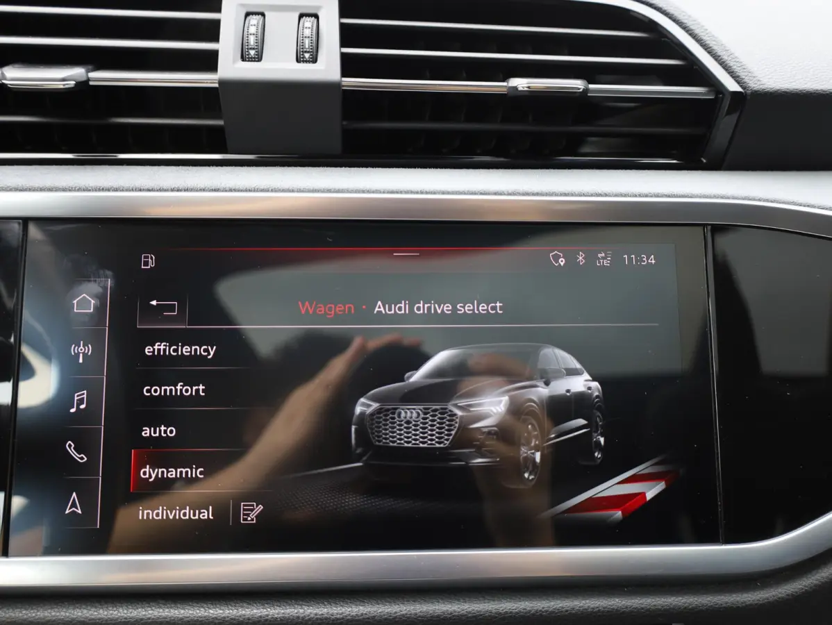 45 2x S-Line Panodak | 360° | Virtual | Keyless | Elektrische kofferklep | Matrix LED | DCC | Carplay | Elek.Stoelen |