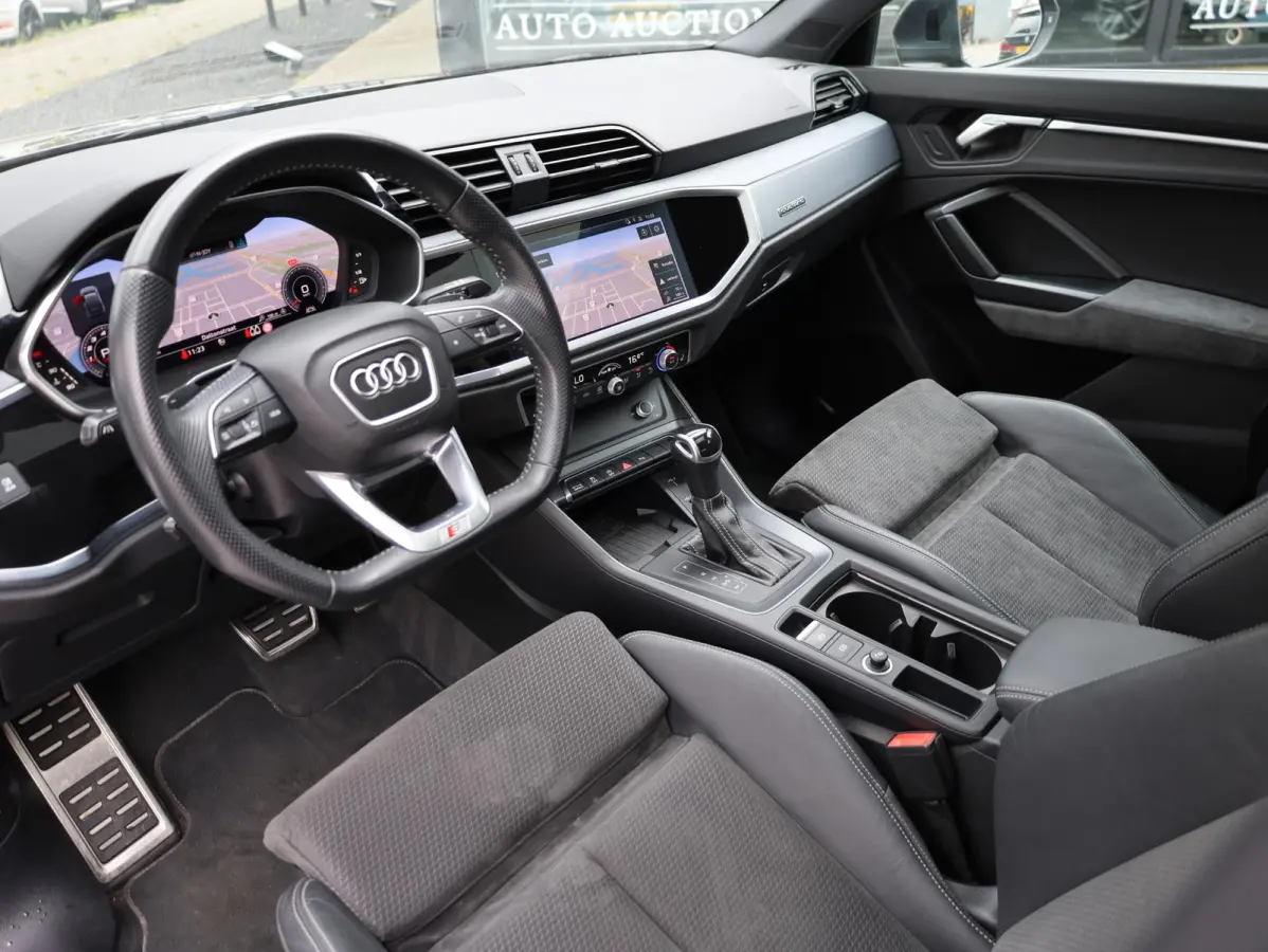 45 2x S-Line Panodak | 360° | Virtual | Keyless | Elektrische kofferklep | Matrix LED | DCC | Carplay | Elek.Stoelen |