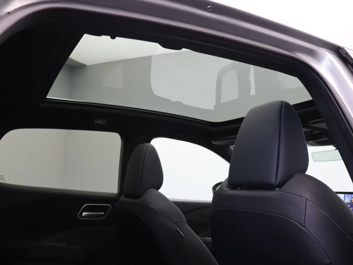 158pk MHEV Xtronic Tekna Plus | Trekgewicht 1800KG | Panoramadak | Lederen bekleding | Bose | Head-up display | 360 camera | Stoelverwarming | Elektrische stoelen |