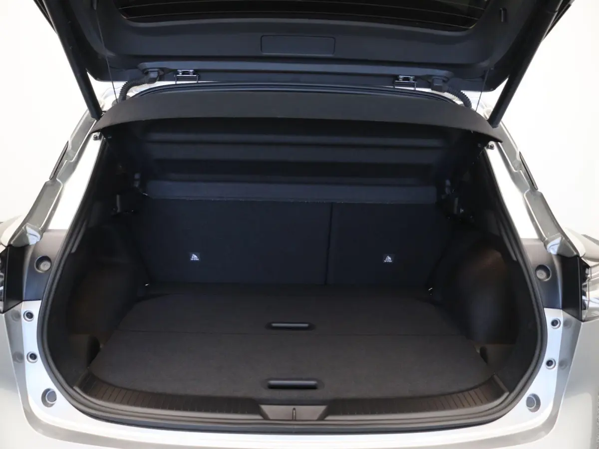 158pk MHEV Xtronic Tekna Plus | Trekgewicht 1800KG | Panoramadak | Lederen bekleding | Bose | Head-up display | 360 camera | Stoelverwarming | Elektrische stoelen |