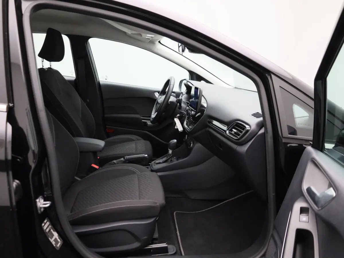 1.0 EcoBoost Hybrid Titanium | AUTOMAAT! | Cruise Control | Airco | Draadloos Opladen | Navigatie | Parkeersensoren Achter