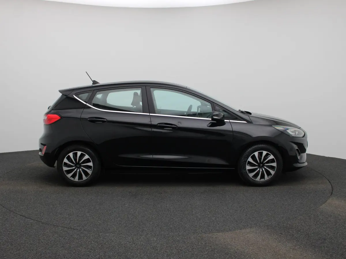 1.0 EcoBoost Hybrid Titanium | AUTOMAAT! | Cruise Control | Airco | Draadloos Opladen | Navigatie | Parkeersensoren Achter