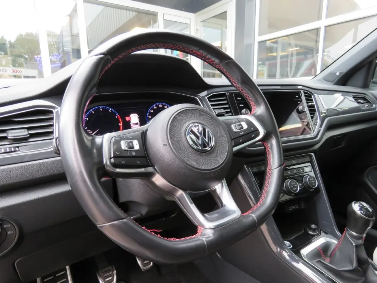 1.5 TSI R-Line Sport / Pano / Camera / Led / Beats / Vol opties / BOVAG garantie