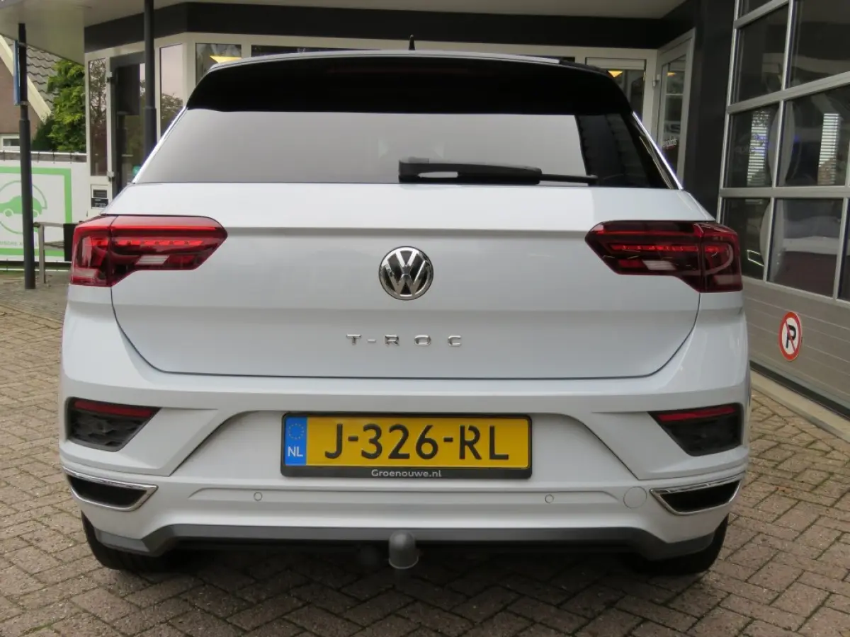 1.5 TSI R-Line Sport / Pano / Camera / Led / Beats / Vol opties / BOVAG garantie