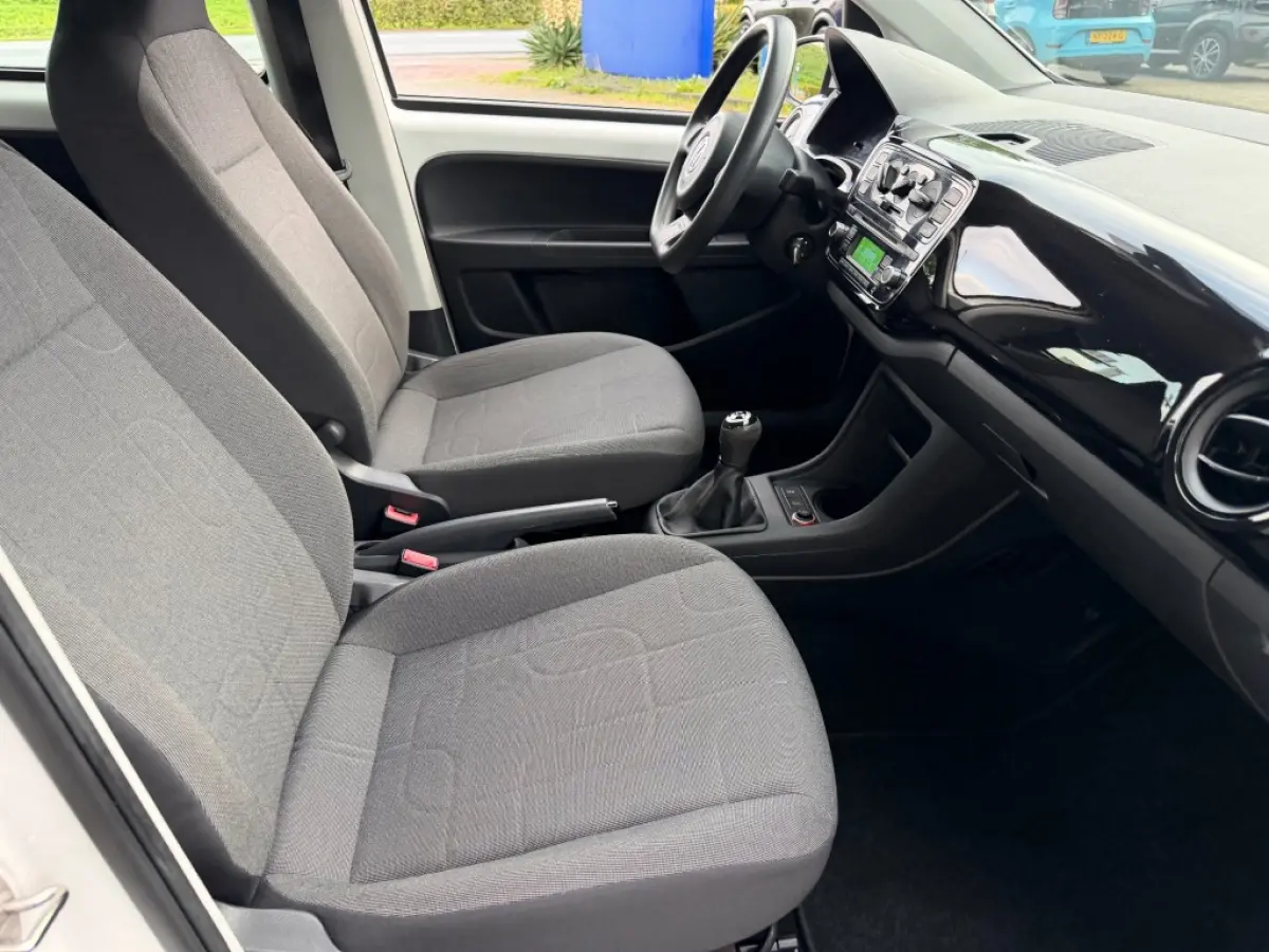 1.0 MOVE UP! BLUEMOTION AIRCO LMV NAVI