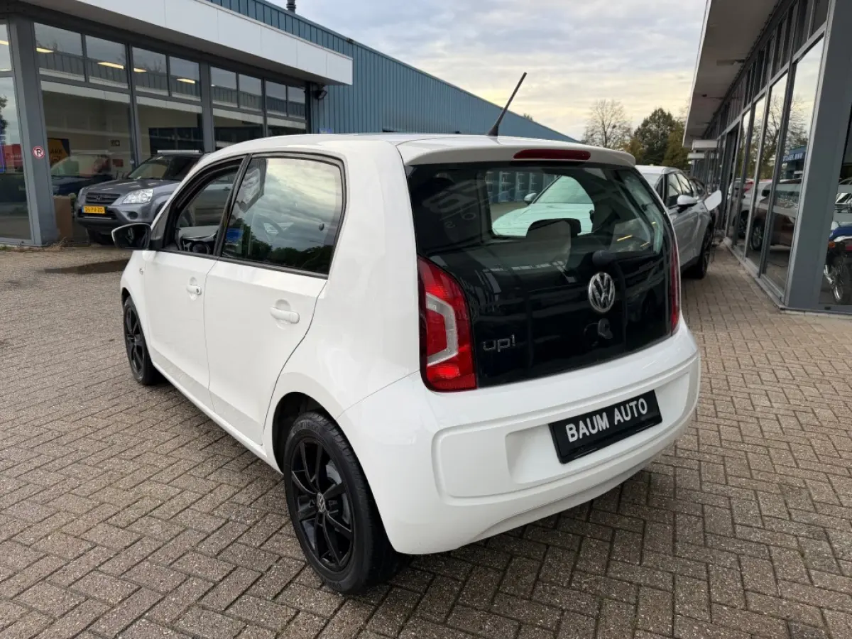 1.0 MOVE UP! BLUEMOTION AIRCO LMV NAVI