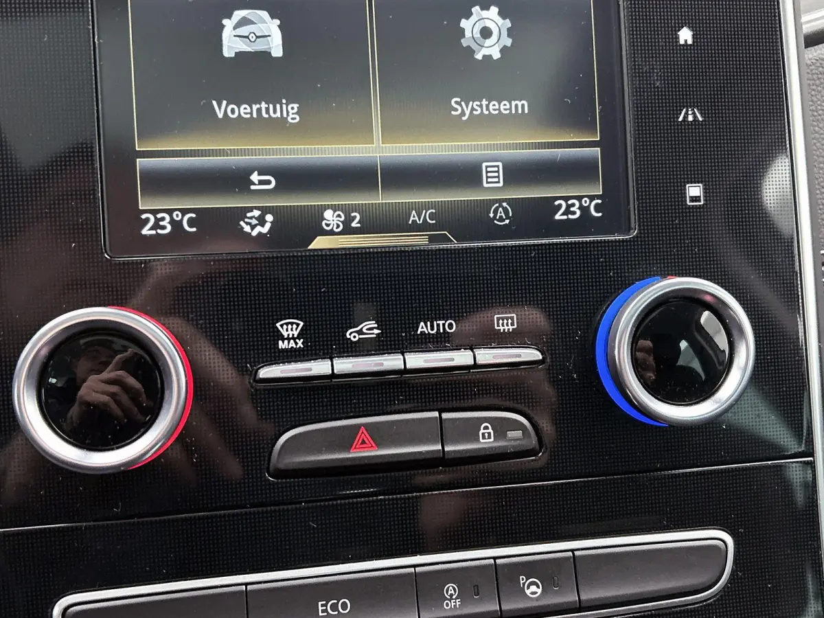 1.3 TCe Bose | AUTOMAAT! | TREKHAAK 1800KG | Achteruitrijcamera | Panoramadak | Cruise Control | Climate Control | VOL!