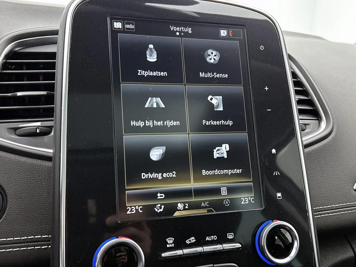 1.3 TCe Bose | AUTOMAAT! | TREKHAAK 1800KG | Achteruitrijcamera | Panoramadak | Cruise Control | Climate Control | VOL!