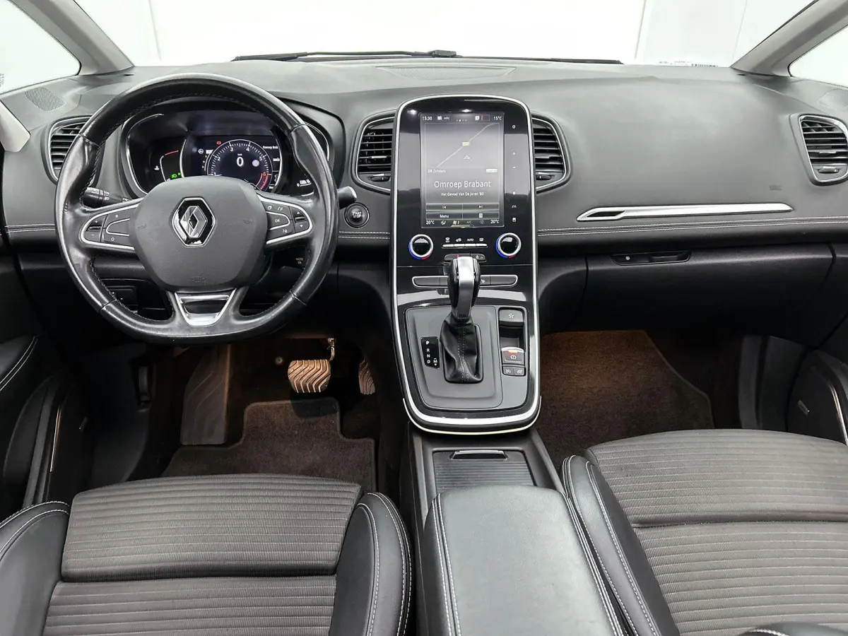 1.3 TCe Bose | AUTOMAAT! | TREKHAAK 1800KG | Achteruitrijcamera | Panoramadak | Cruise Control | Climate Control | VOL!