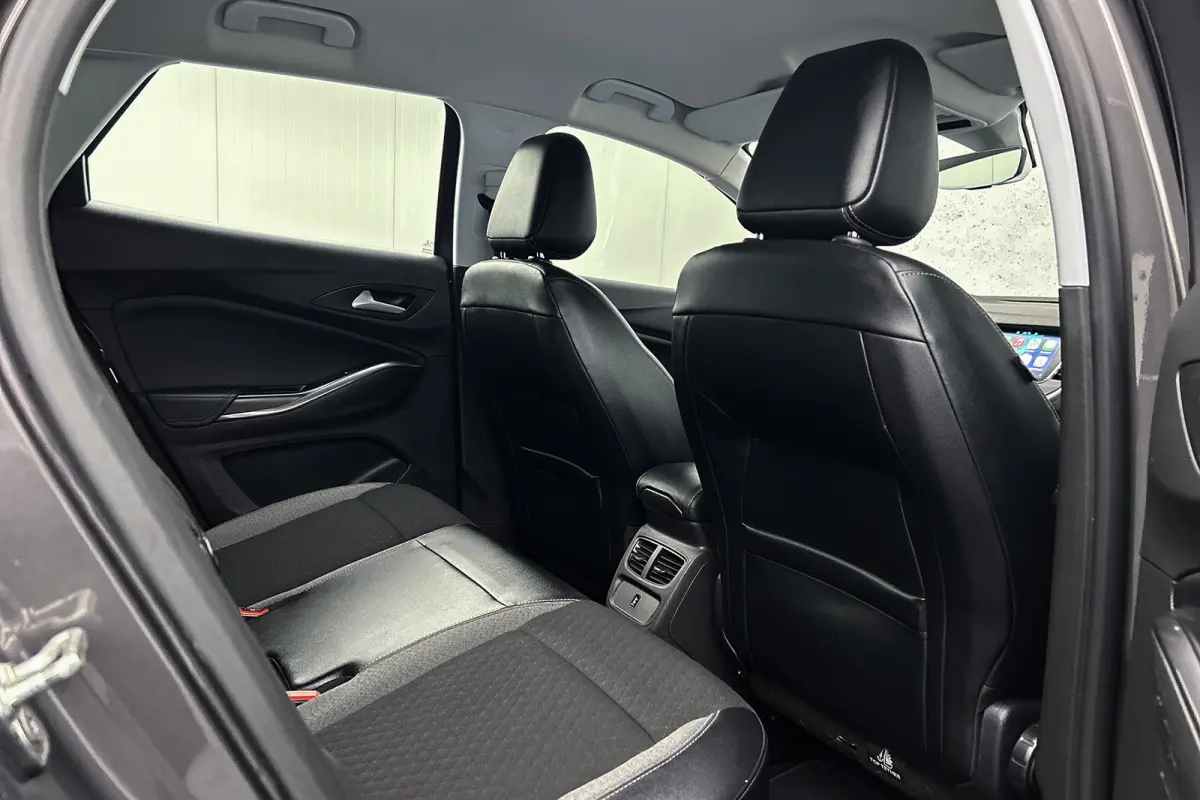1.6 Turbo Hybrid | Camera | Apple Carplay | LED koplampen