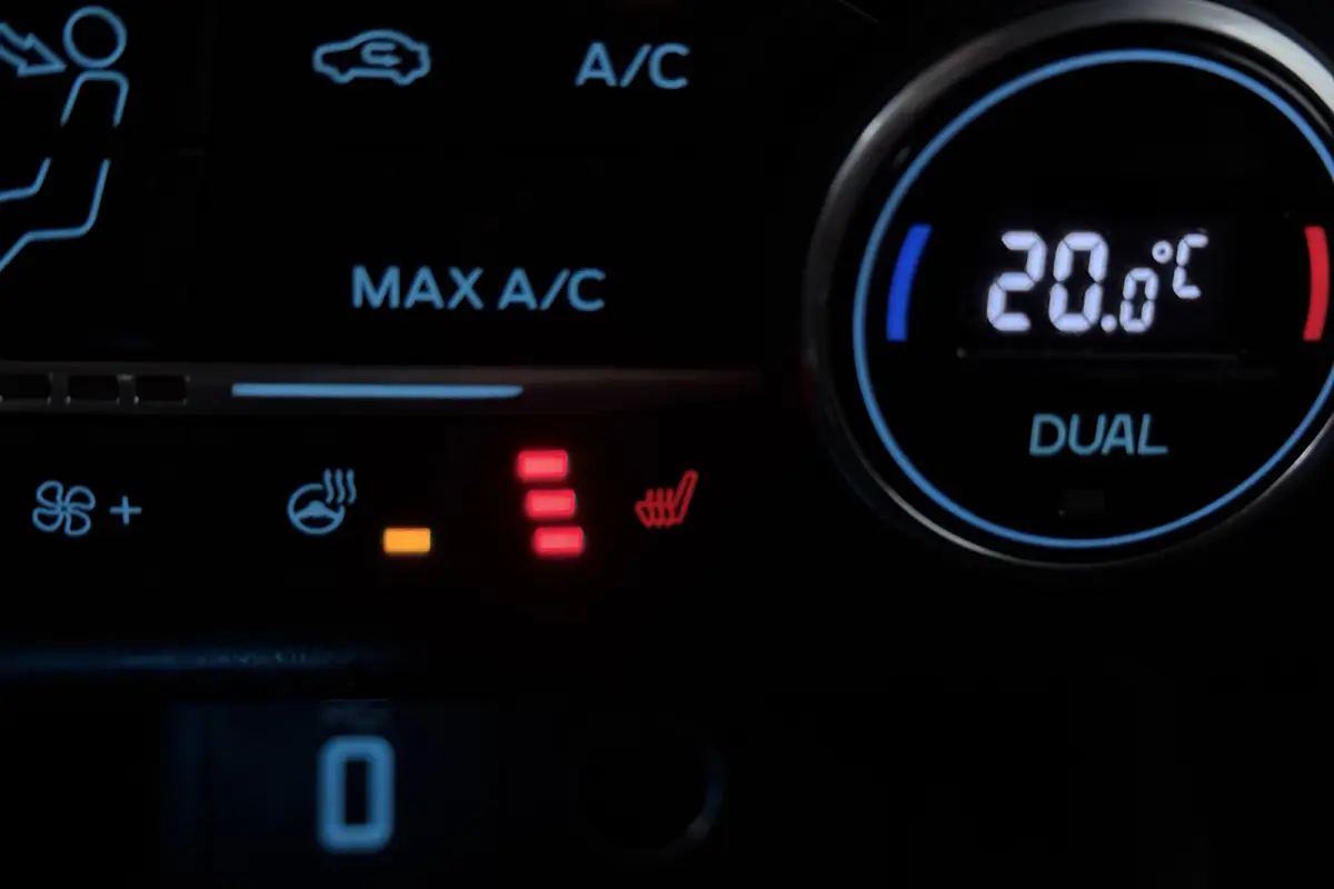 1.0 EcoBoost ST Line Business (B&O, AFNEEMBARE TREKHAAK, STOEL/STUUR VERWARMING, CARPLAY)