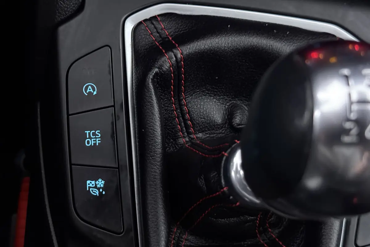 1.0 EcoBoost ST Line Business (B&O, AFNEEMBARE TREKHAAK, STOEL/STUUR VERWARMING, CARPLAY)