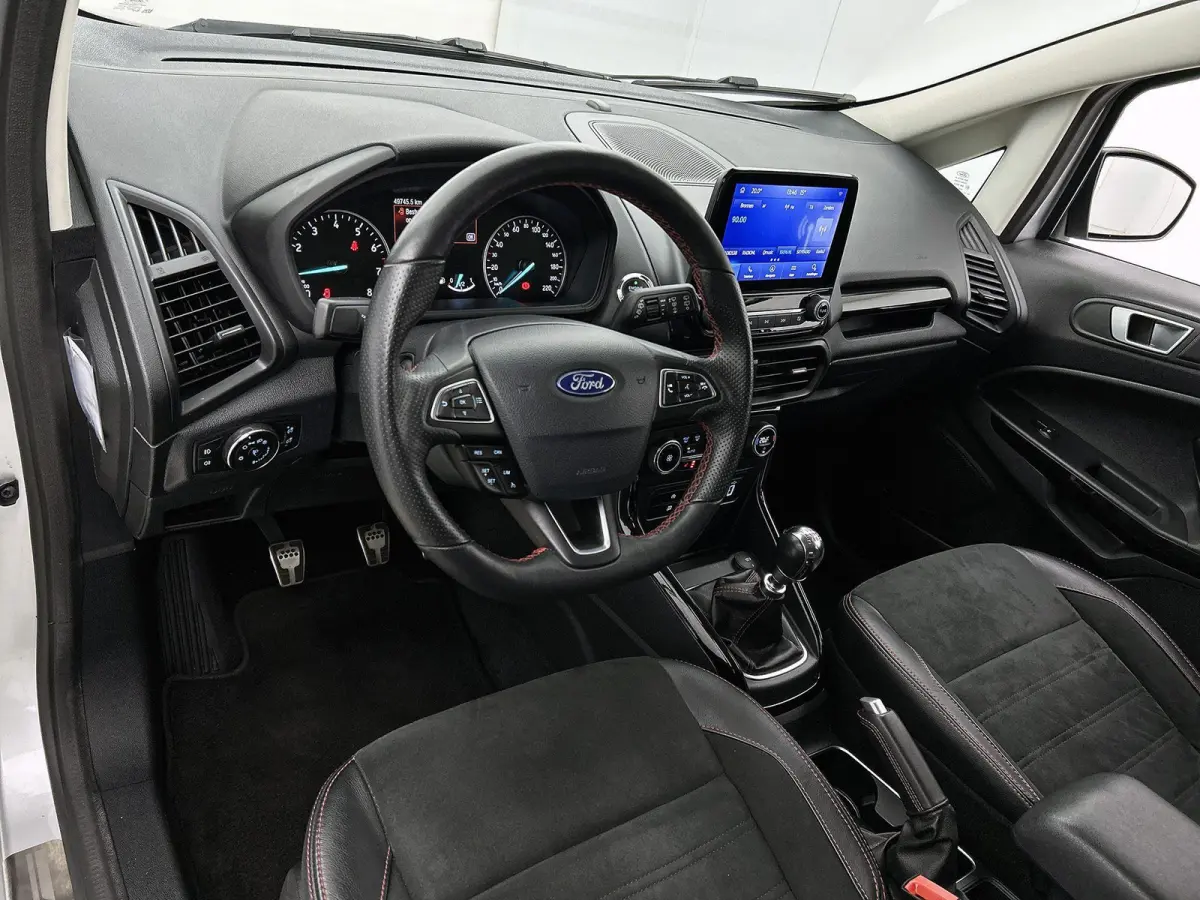 1.0 EcoBoost ST-Line Black | TREKHAAK | WINTERPACK | Cruise Control | Navigatie | Start/Stop | Halfleer