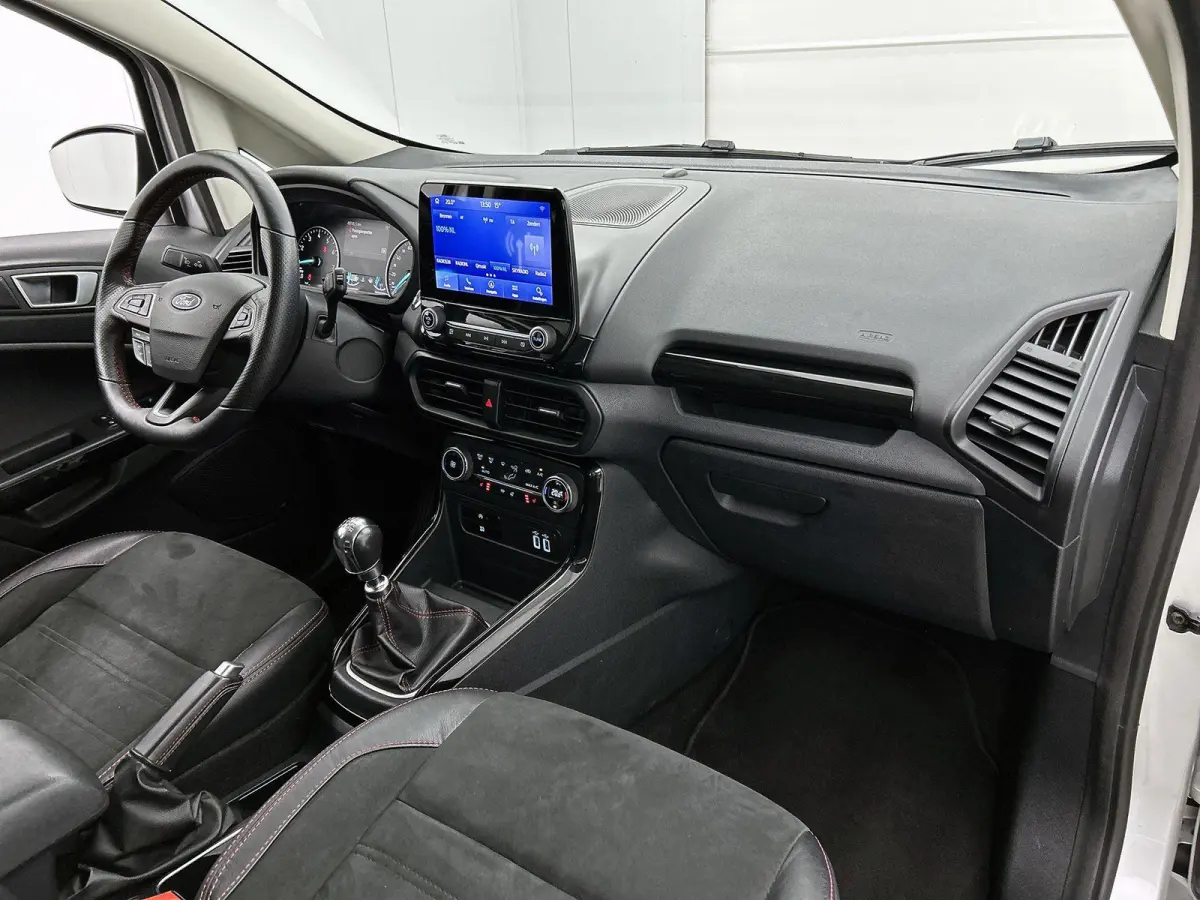 1.0 EcoBoost ST-Line Black | TREKHAAK | WINTERPACK | Cruise Control | Navigatie | Start/Stop | Halfleer