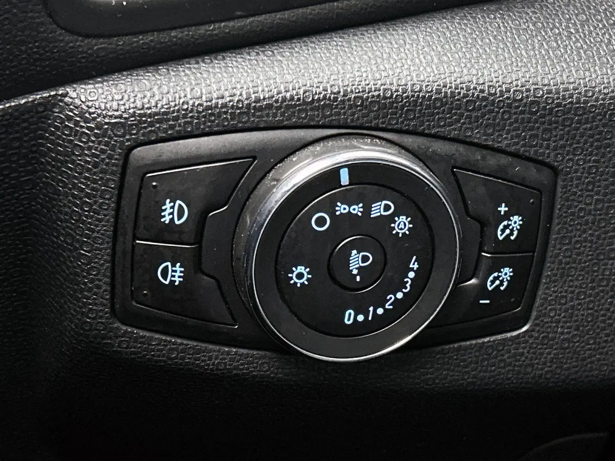1.0 EcoBoost ST-Line Black | TREKHAAK | WINTERPACK | Cruise Control | Navigatie | Start/Stop | Halfleer