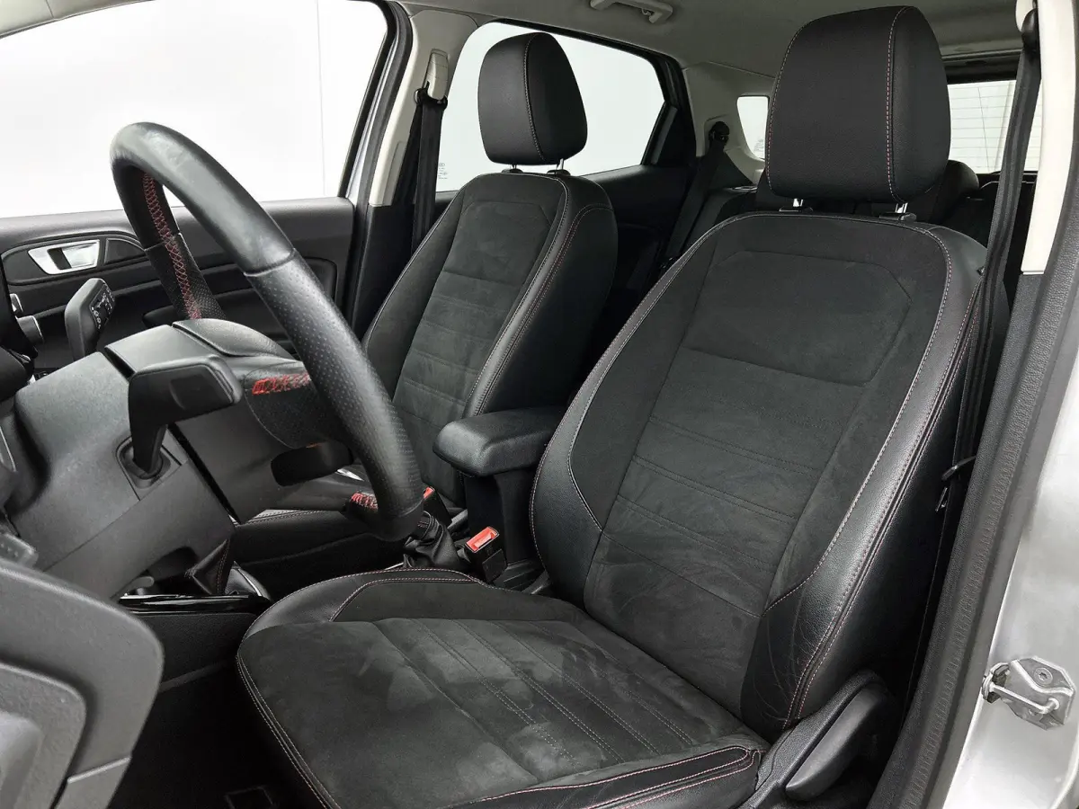 1.0 EcoBoost ST-Line Black | TREKHAAK | WINTERPACK | Cruise Control | Navigatie | Start/Stop | Halfleer