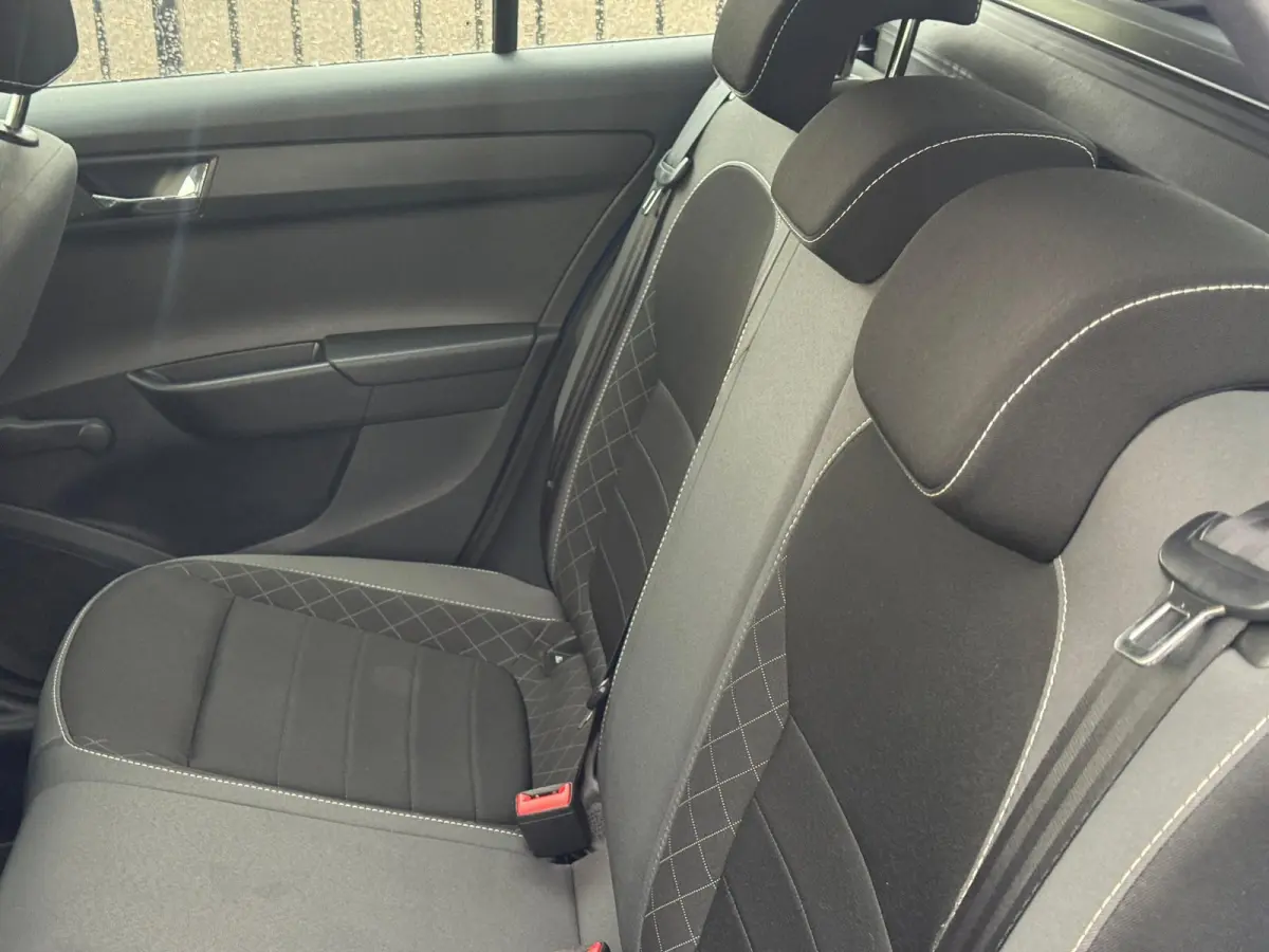 1.0 TSI Ambition 1e eig dealer auto 2 jr apk