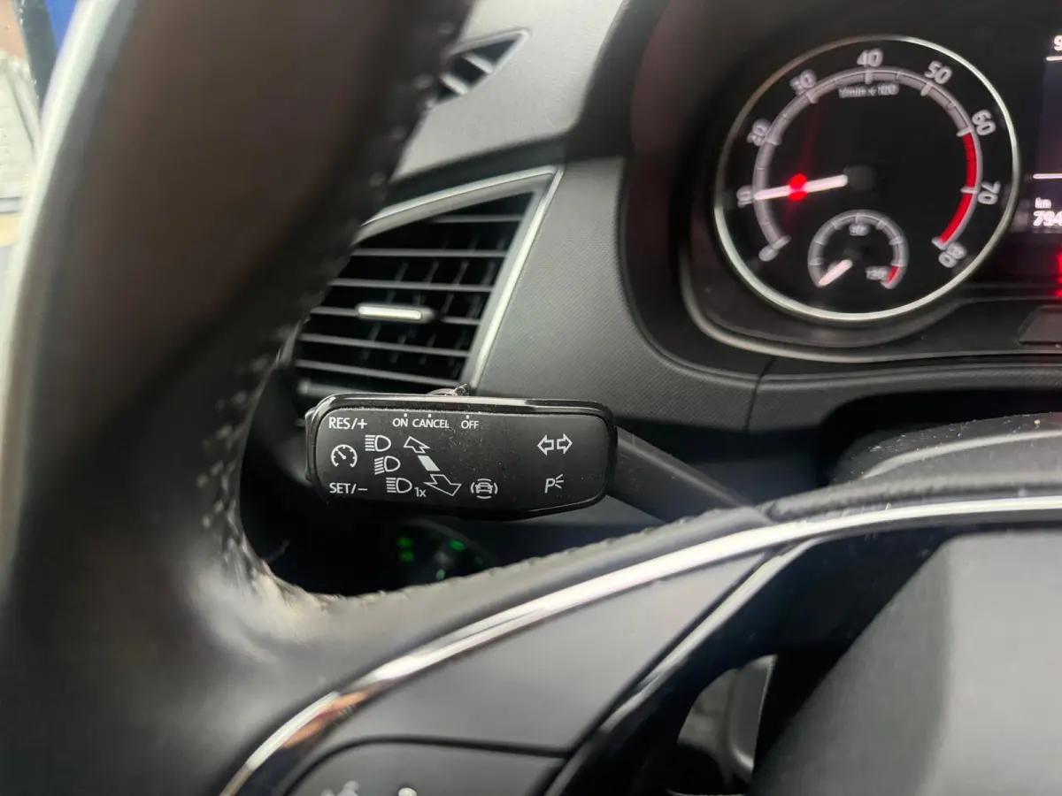 1.0 TSI Ambition 1e eig dealer auto 2 jr apk
