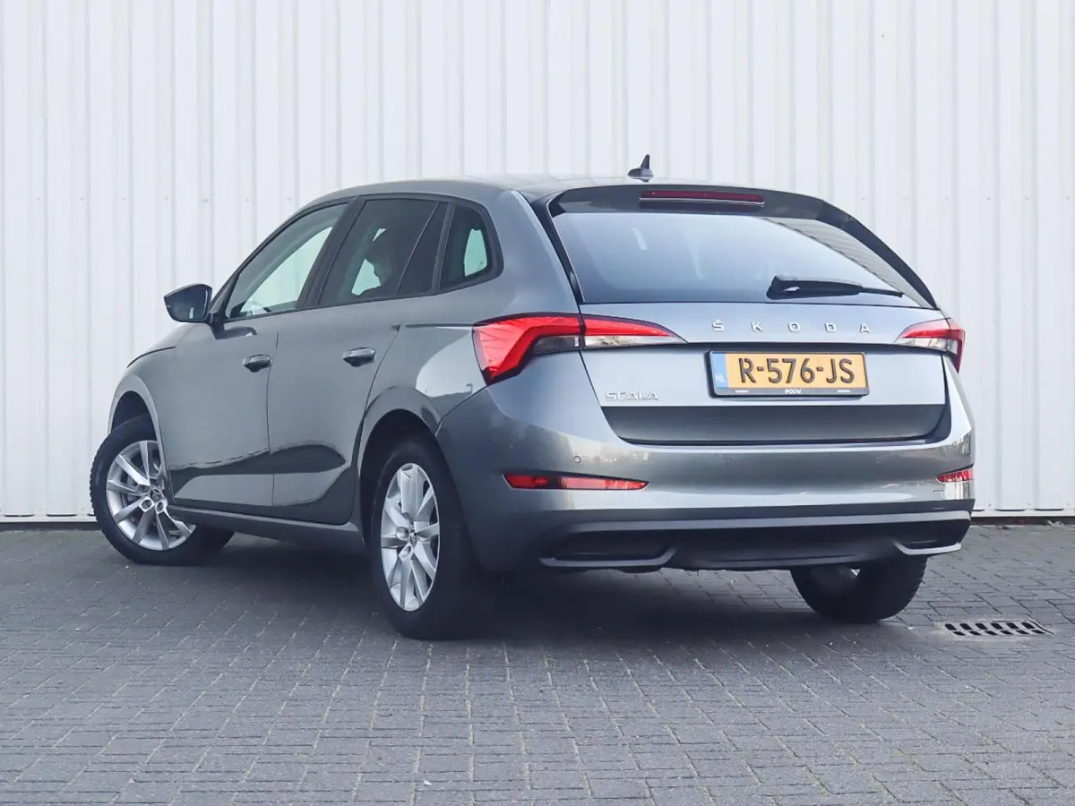 1.0 TSI 110pk Ambition | Apple Carplay/Android Auto | Parkeersensor Achter