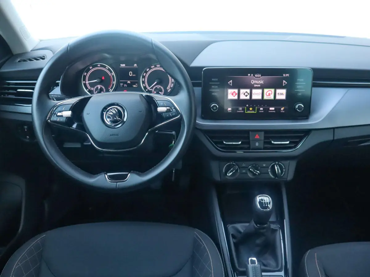 1.0 TSI 110pk Ambition | Apple Carplay/Android Auto | Parkeersensor Achter