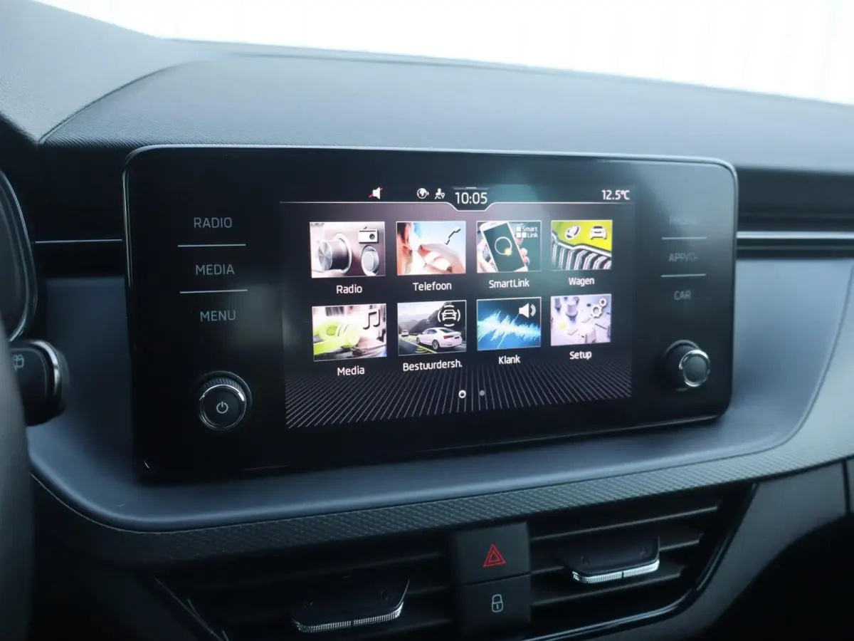 1.0 TSI 110pk Ambition | Apple Carplay/Android Auto | Parkeersensor Achter
