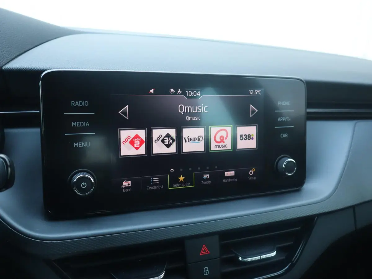 1.0 TSI 110pk Ambition | Apple Carplay/Android Auto | Parkeersensor Achter