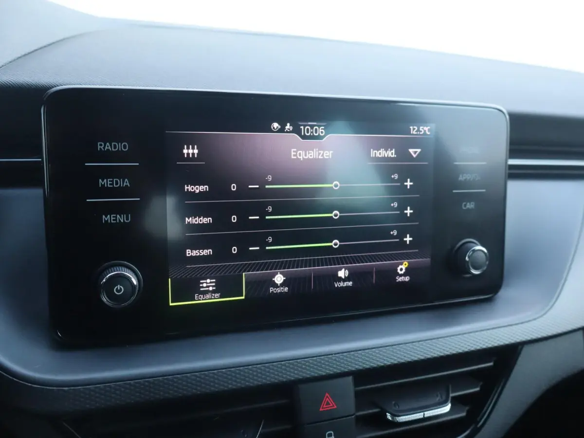 1.0 TSI 110pk Ambition | Apple Carplay/Android Auto | Parkeersensor Achter