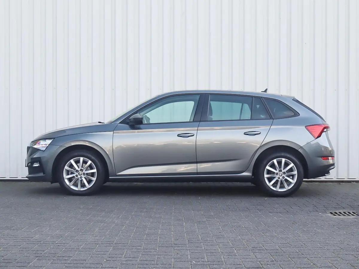 1.0 TSI 110pk Ambition | Apple Carplay/Android Auto | Parkeersensor Achter