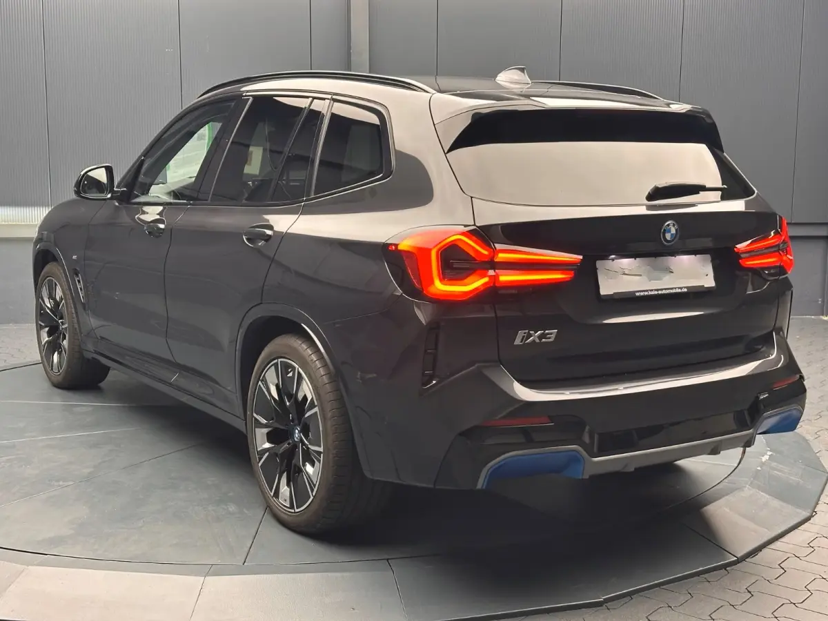 M-SPORT 80 kWh (210kW/286pk) ** LED, LEDER, PANO, TREKH, VERW. STUUR, 20-inch LMV ** 1e EIG - UNFALLFREI ** ** INFORMEER OOK NAAR ONZE AANTREKKELIJKE FINANCIAL-LEASE TARIEVEN **