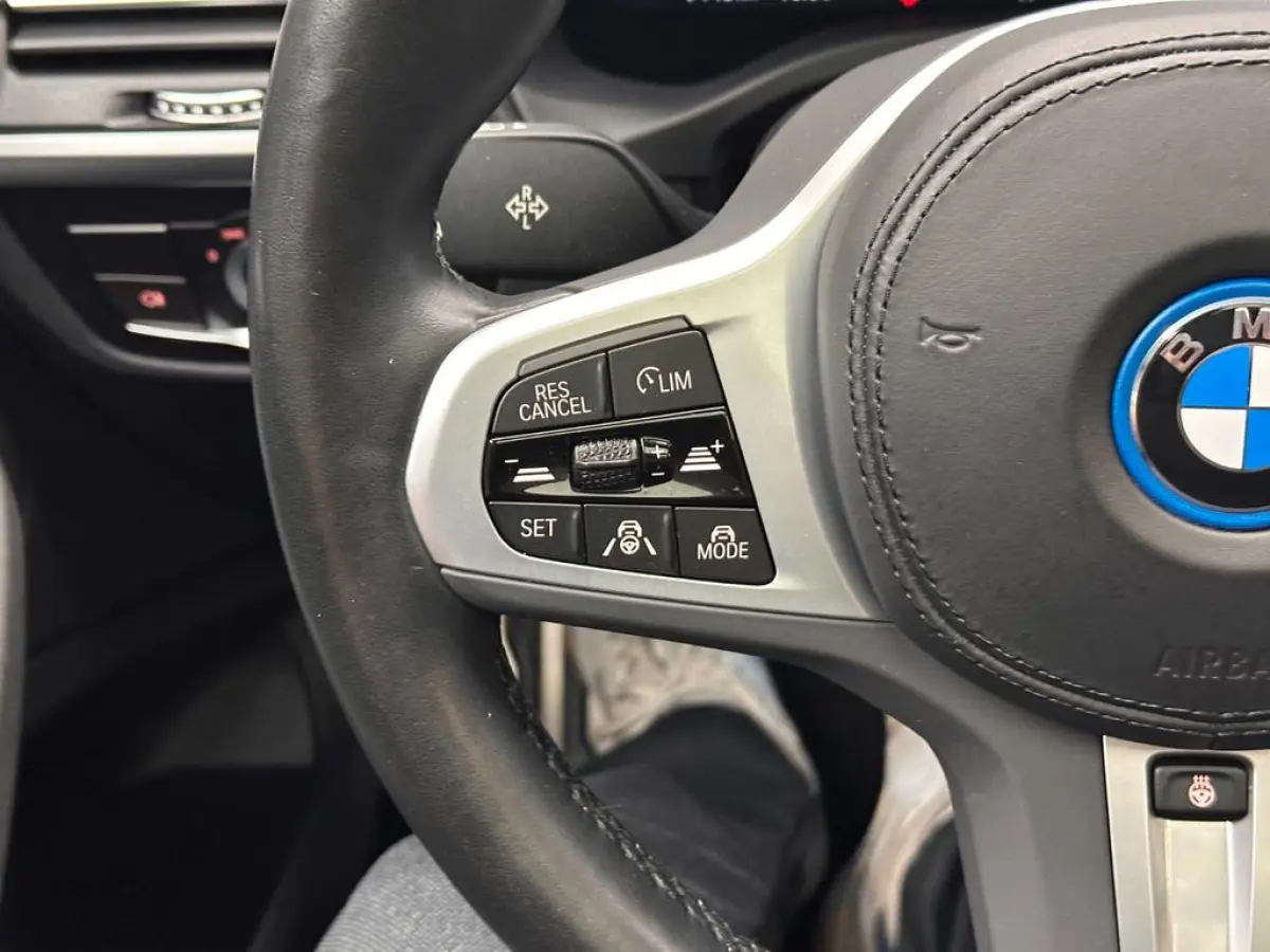 M-SPORT 80 kWh (210kW/286pk) ** LED, LEDER, PANO, TREKH, VERW. STUUR, 20-inch LMV ** 1e EIG - UNFALLFREI ** ** INFORMEER OOK NAAR ONZE AANTREKKELIJKE FINANCIAL-LEASE TARIEVEN **