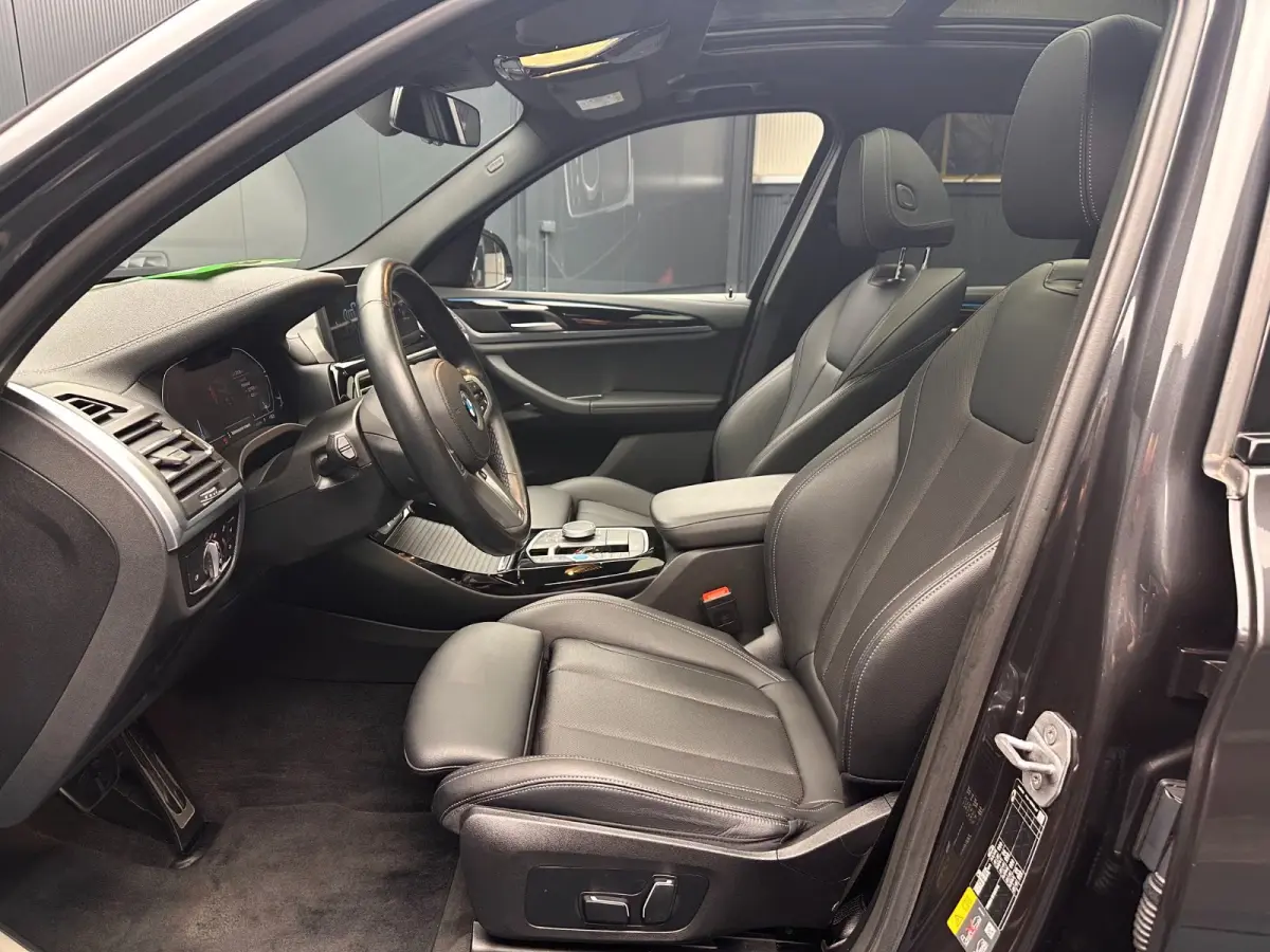 M-SPORT 80 kWh (210kW/286pk) ** LED, LEDER, PANO, TREKH, VERW. STUUR, 20-inch LMV ** 1e EIG - UNFALLFREI ** ** INFORMEER OOK NAAR ONZE AANTREKKELIJKE FINANCIAL-LEASE TARIEVEN **