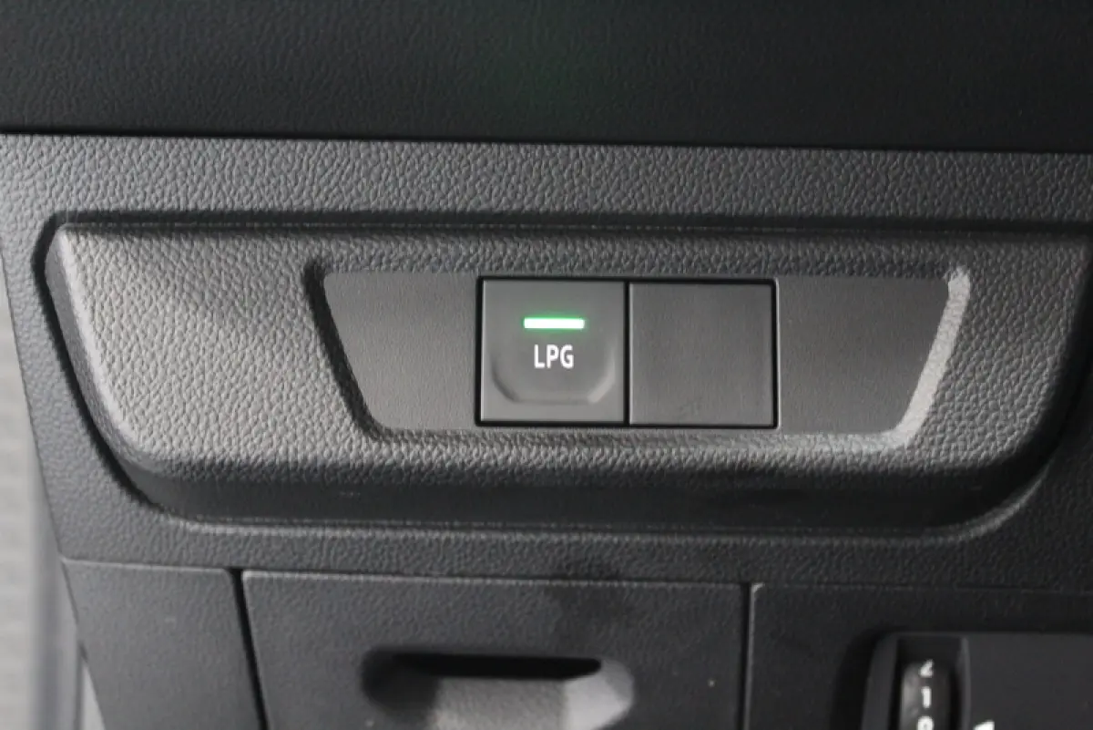 1.0 TCe 100 ECO-G Extreme 5p. 92PK, RIJKLAAR | TREKHAAK | PARKEERSENSOREN | CLIMATE CONTROLE | CAMERA