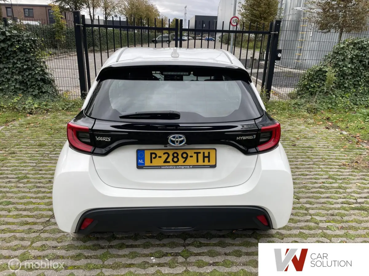1.5 Hybrid 1ste eig NAP DEALER LED CAM CARPLAY