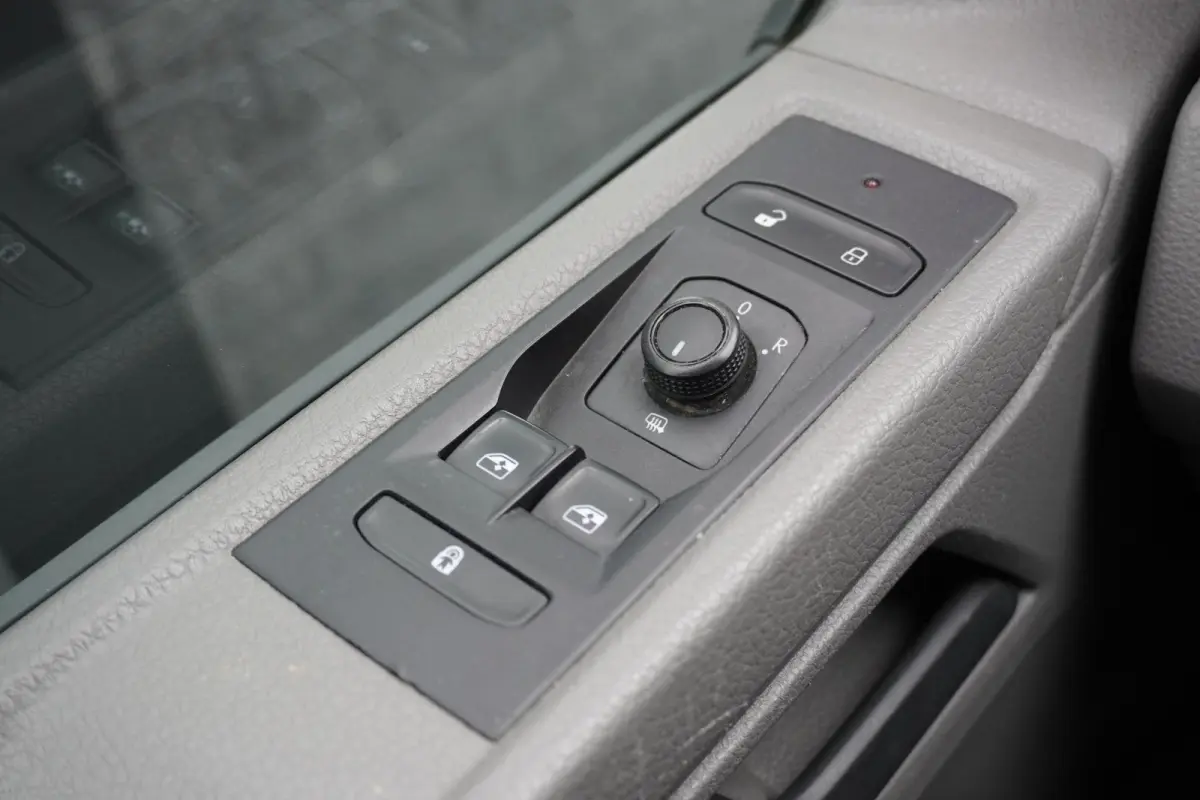 2.0 TDI 150PK Automaat EURO 6 - Airco - Cruise - PDC - €22.900,- Excl.