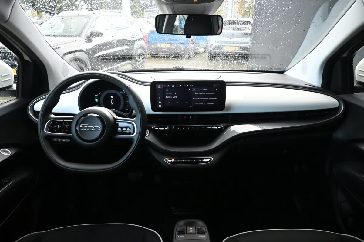 Urban 42 kWh 95,3%SOH! 3 Fase | Achteruitrijcamera | Stoelverwarming | Navigatie by App | Climate Control | !!