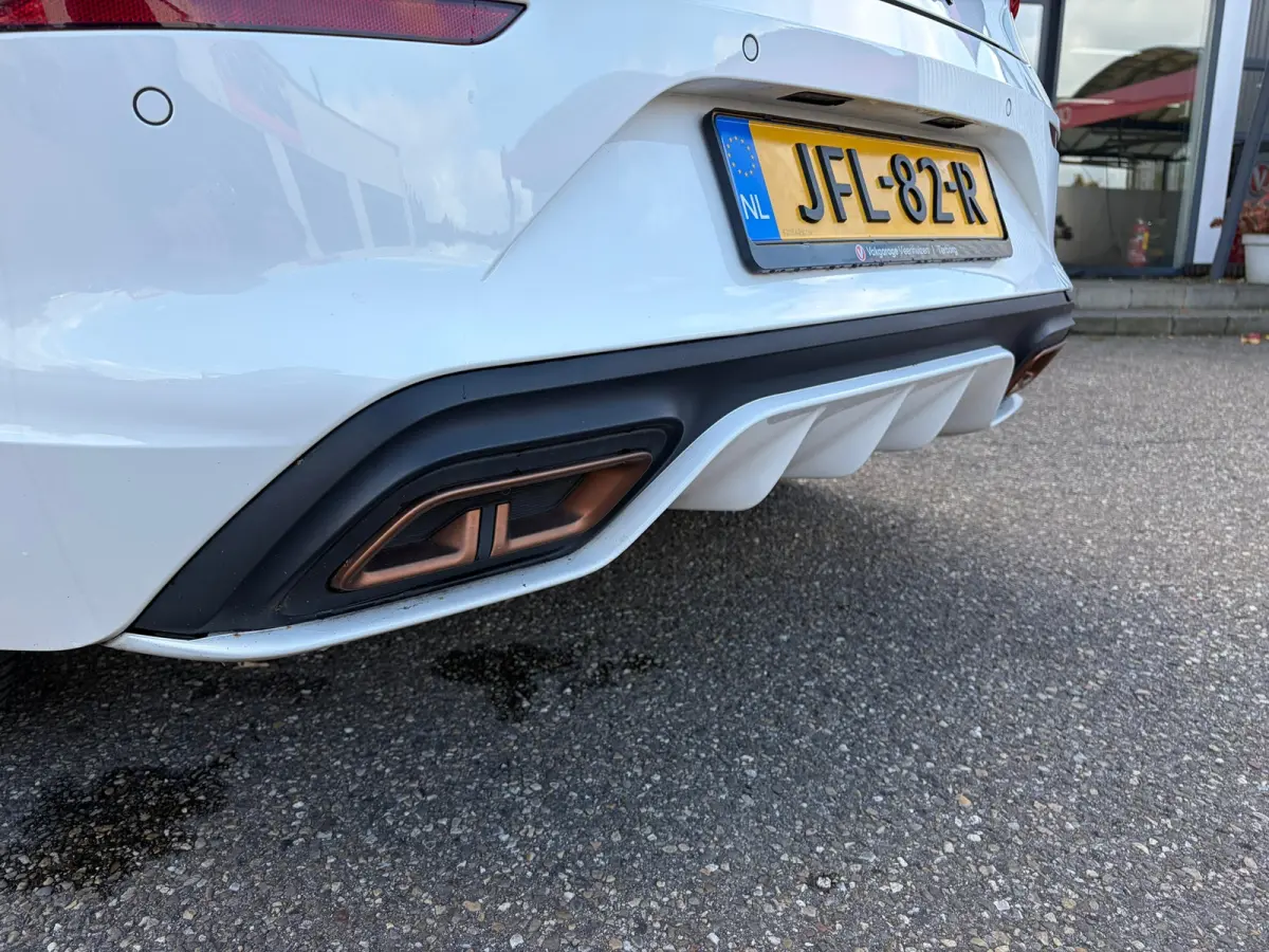 1.4 e-Hybrid VZ Business 245pk|Rijklaar prijs|19 inch|Stoel/stuur verw.|Navi|ACC|