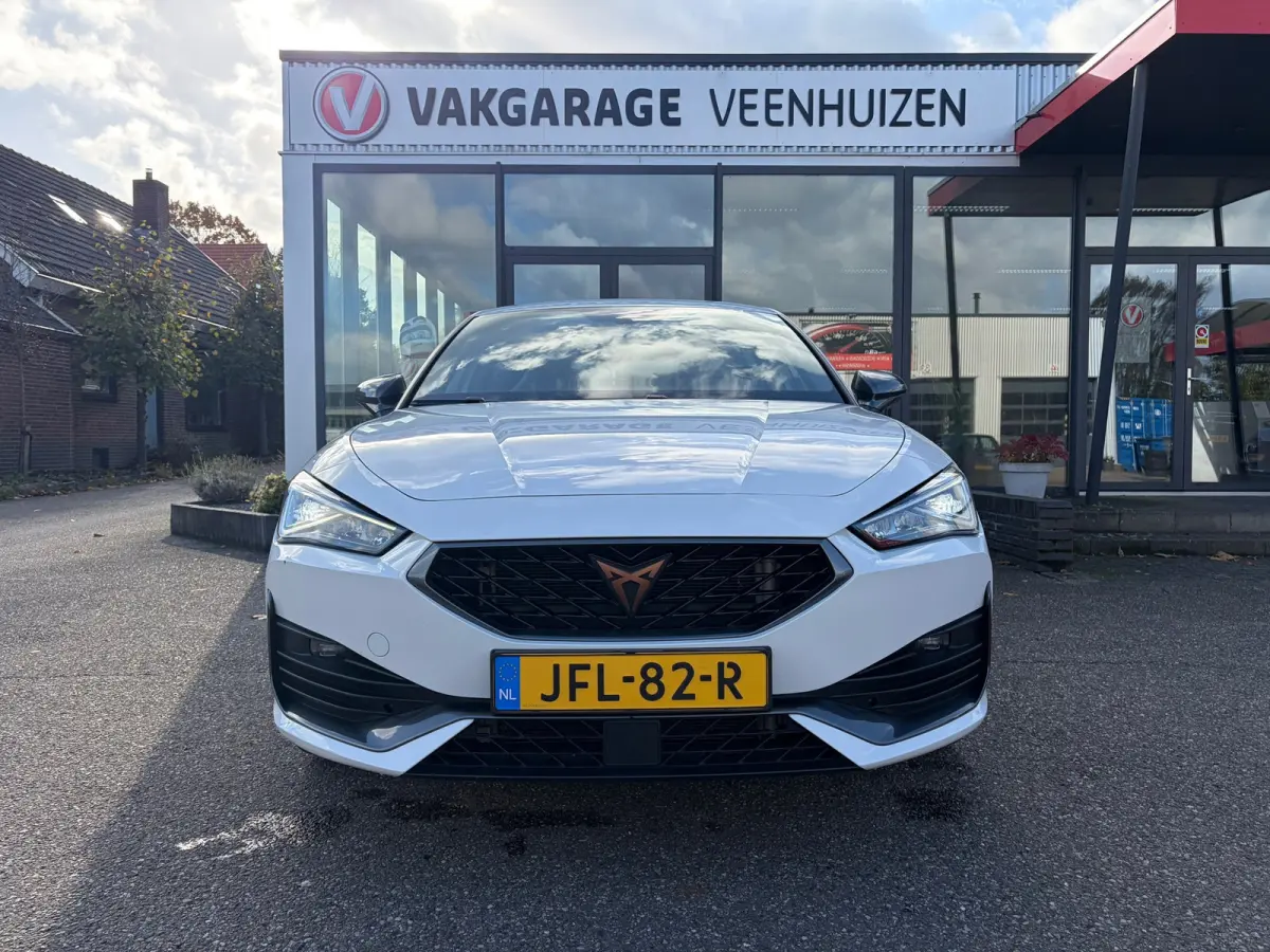 1.4 e-Hybrid VZ Business 245pk|Rijklaar prijs|19 inch|Stoel/stuur verw.|Navi|ACC|