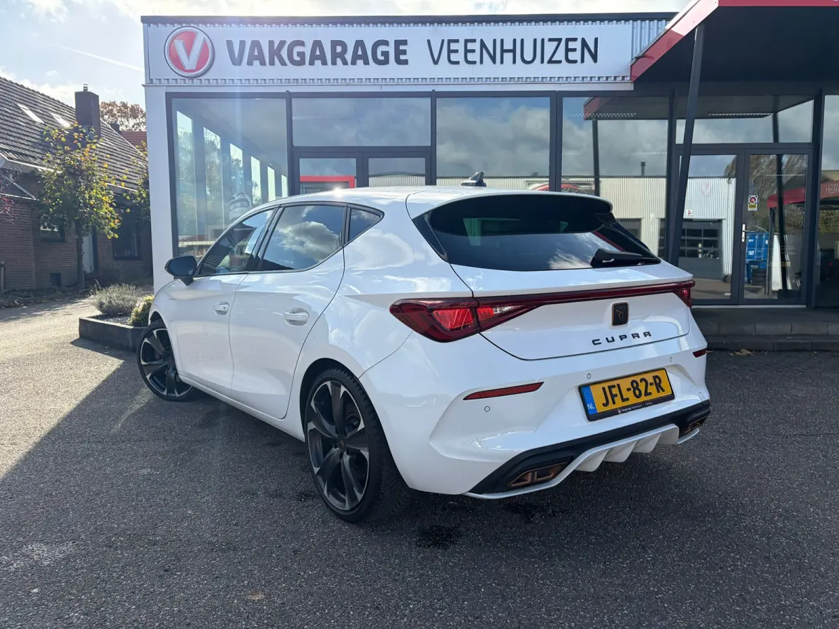 1.4 e-Hybrid VZ Business 245pk|Rijklaar prijs|19 inch|Stoel/stuur verw.|Navi|ACC|