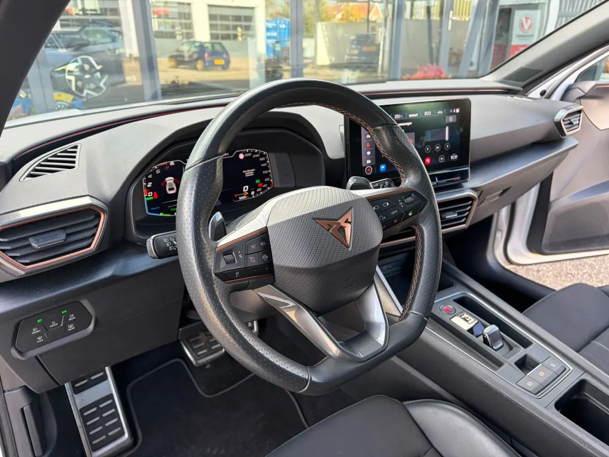 1.4 e-Hybrid VZ Business 245pk|Rijklaar prijs|19 inch|Stoel/stuur verw.|Navi|ACC|