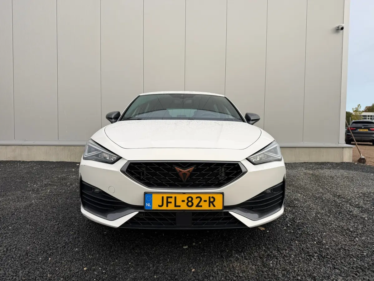 1.4 e-Hybrid VZ Business 245pk|Rijklaar prijs|19 inch|Stoel/stuur verw.|Navi|ACC|